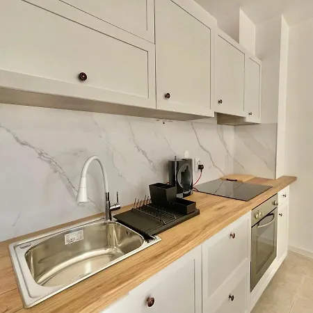 Lighthouse - Private - Bsr - 3 Apartment *